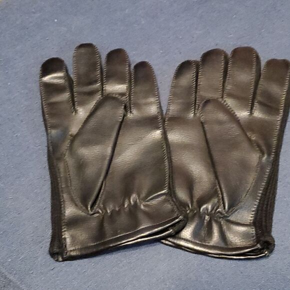 Beautiful vegan faux leather driving gloves size large. - Picture 2 of 6